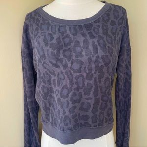 SPLENDID Grey Cropped Leopard Thermal Top